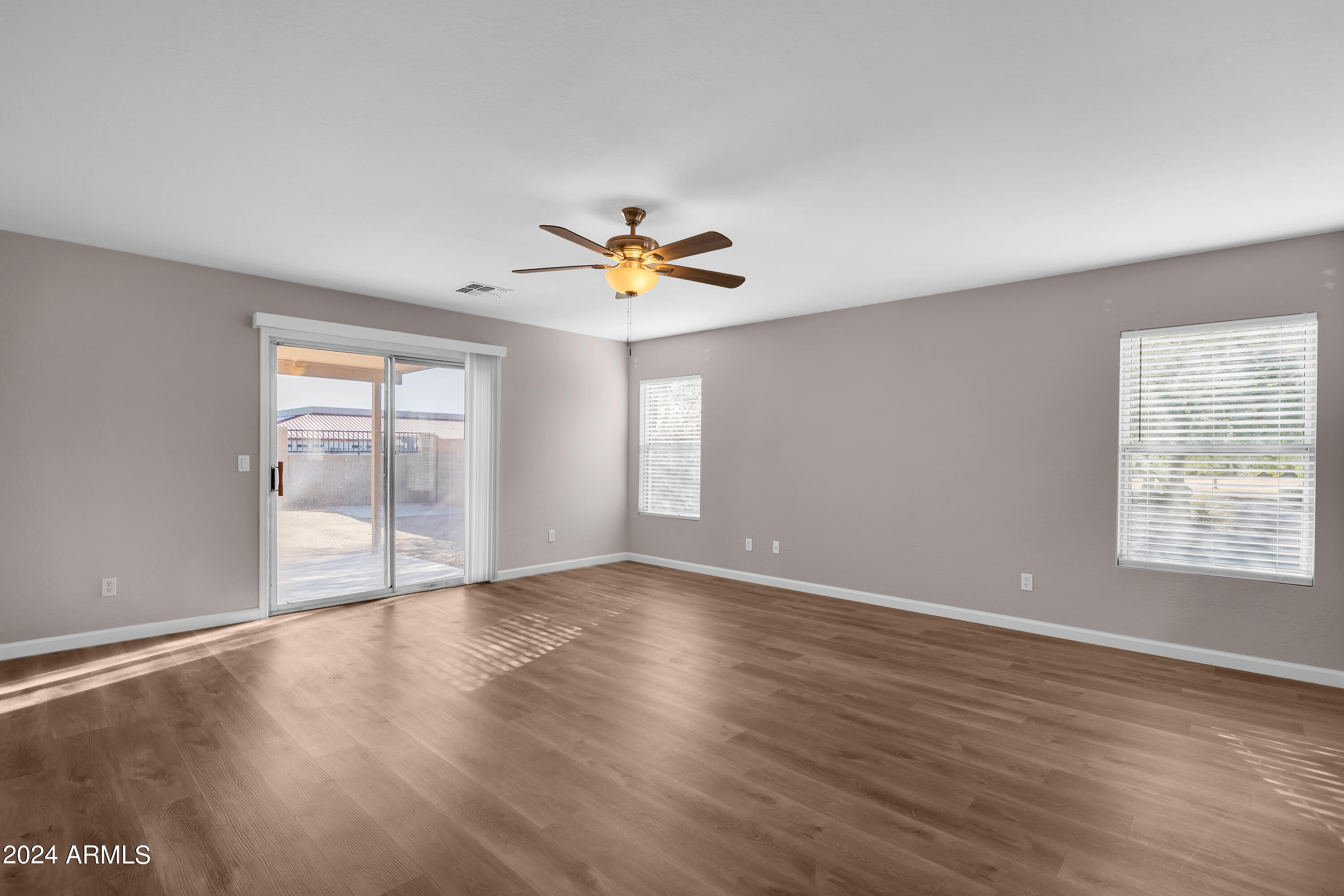 6441 West Riva Road Phoenix, AZ 85043 - Photo 12 of 32 Rlp-13