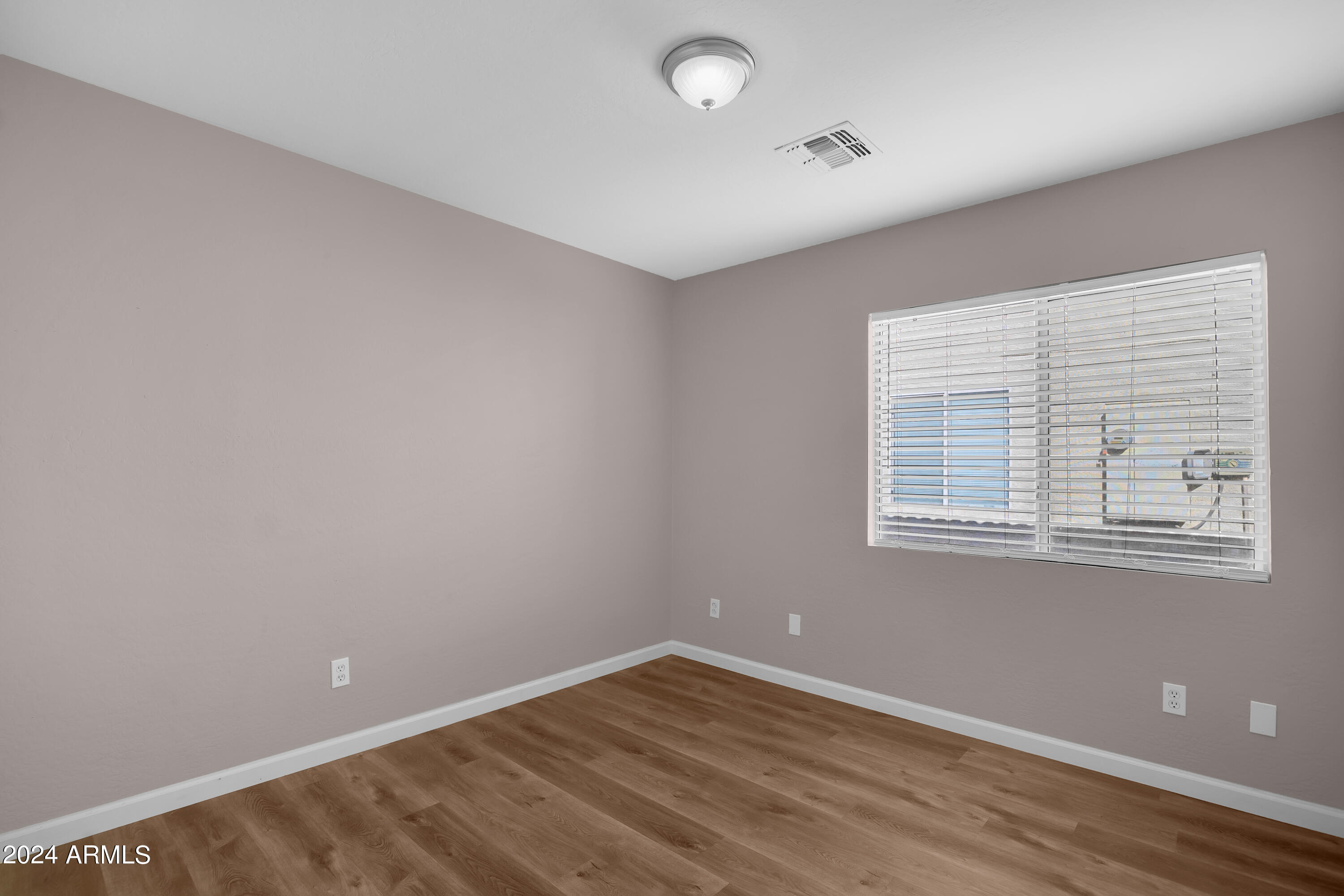 6441 West Riva Road Phoenix, AZ 85043 - Photo 18 of 32 Rlp-19