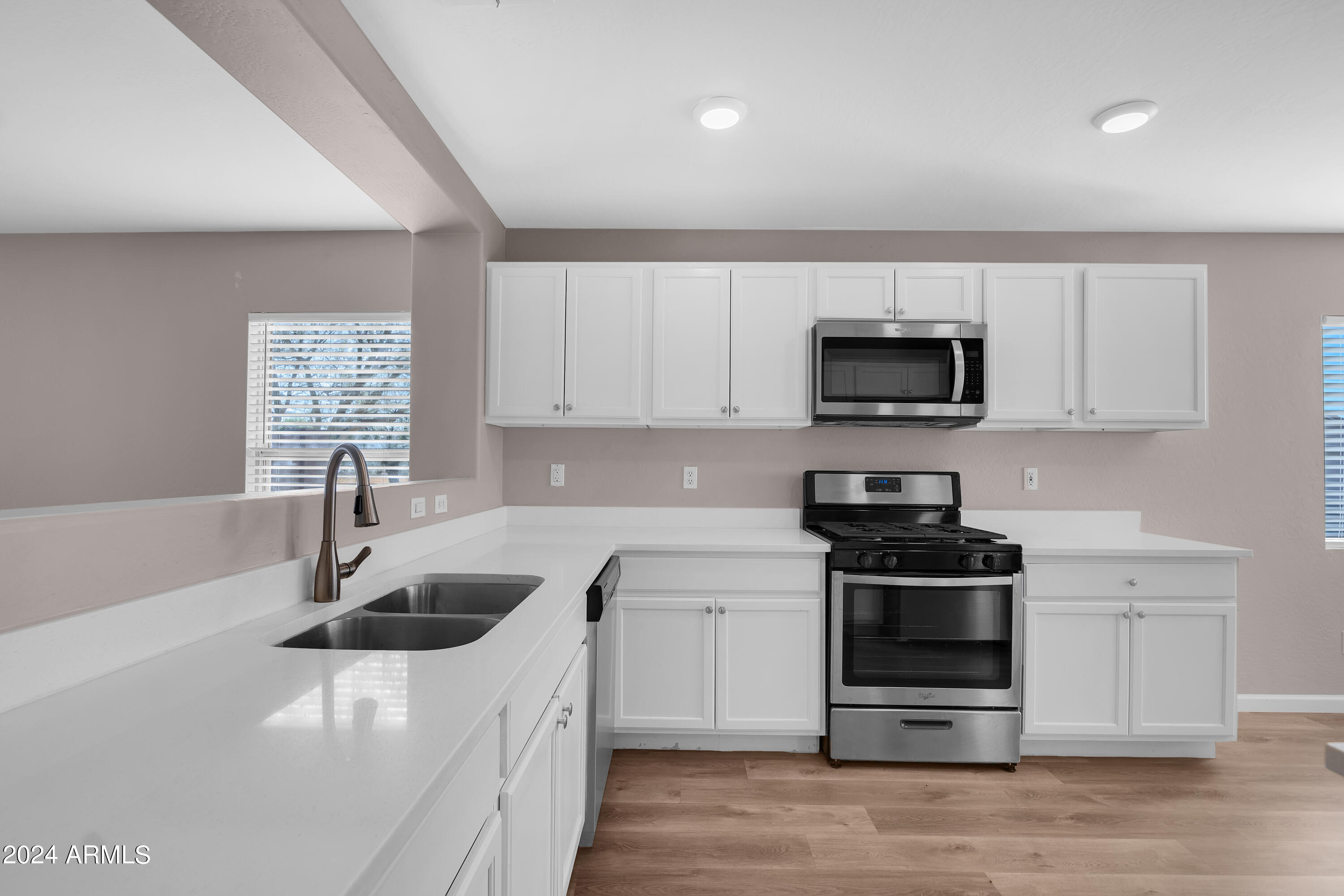 6441 West Riva Road Phoenix, AZ 85043 - Photo 8 of 32 Rlp-31