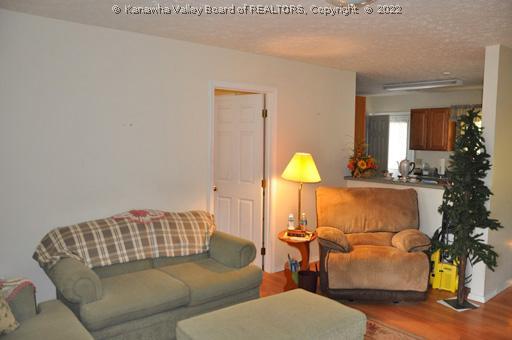 8372 North Frk Road Chapmanville, WV 25508 - Photo 5 of 10 Living Room.