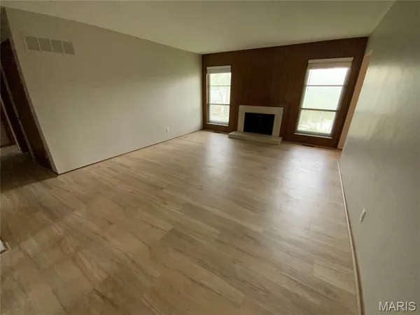 $2,500 | 12806 Willowyck Drive, St. Louis, MO 63146