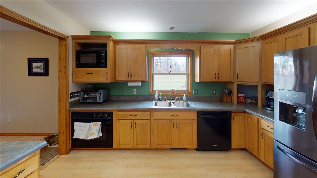 5291 Piersonville Road Columbiaville, MI 48421 - Photo 22 of 53 50061019-23.JPG