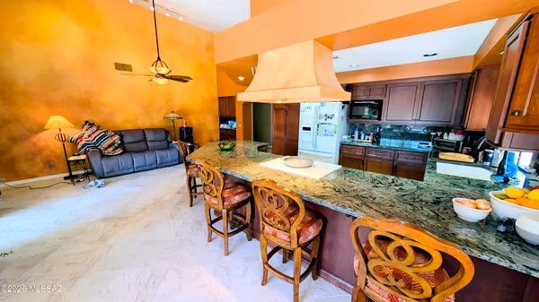 $2,850 | 64275 East Orangewood Lane, Tucson, AZ 85739