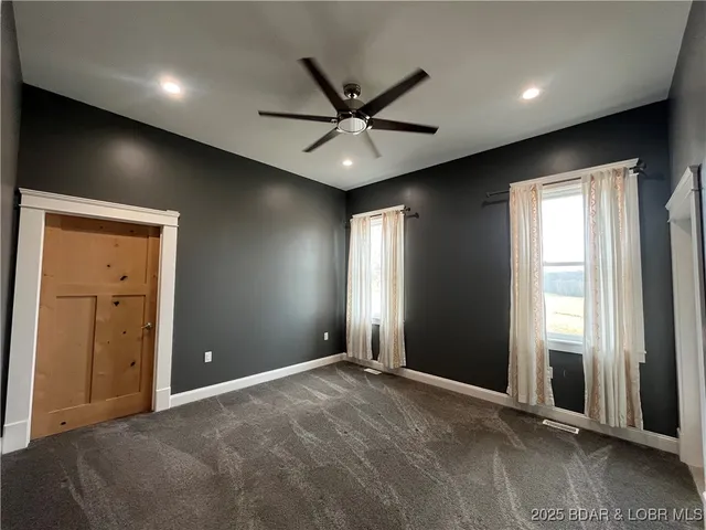 $517,800 | 20408 Millers Fjord Avenue, Cole Camp, MO 65325