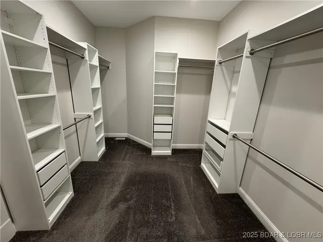 $517,800 | 20408 Millers Fjord Avenue, Cole Camp, MO 65325