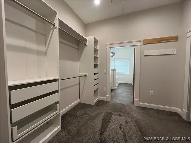 $517,800 | 20408 Millers Fjord Avenue, Cole Camp, MO 65325