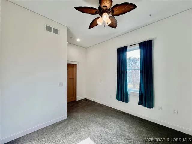 $517,800 | 20408 Millers Fjord Avenue, Cole Camp, MO 65325