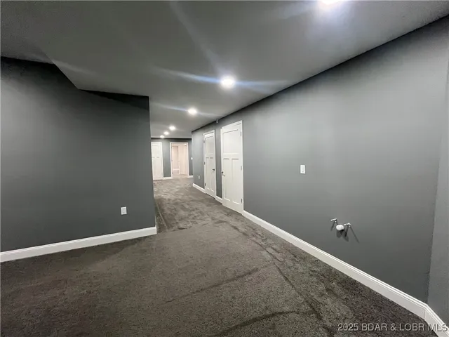 $517,800 | 20408 Millers Fjord Avenue, Cole Camp, MO 65325