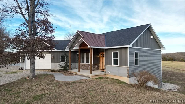 $517,800 | 20408 Millers Fjord Avenue, Cole Camp, MO 65325