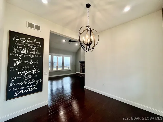 $517,800 | 20408 Millers Fjord Avenue, Cole Camp, MO 65325