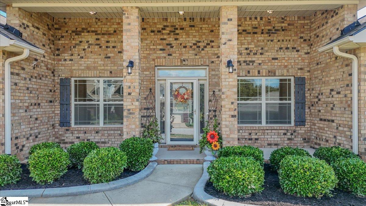 31 Sampit Drive Simpsonville, SC 29681 - Photo 2 of 34