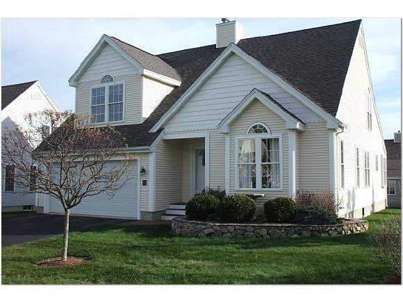 82 Hampton Meadows, Unit 82 Hampton, NH 03842 - Photo 1 of 1 Gallery Image 1