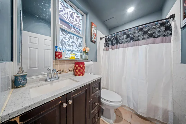 $1,250,000 | 32-19 104th Street | East Elmhurst