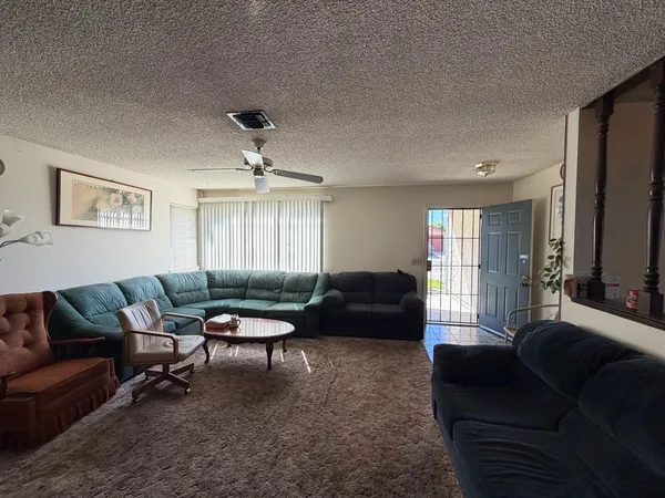 $450,000 | 5541 Sampson Boulevard, Sacramento, CA 95820