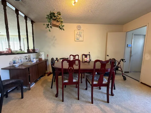 $450,000 | 5541 Sampson Boulevard, Sacramento, CA 95820