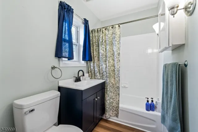 $475,000 | 120 Little Place, South Bound Brook, NJ 08880