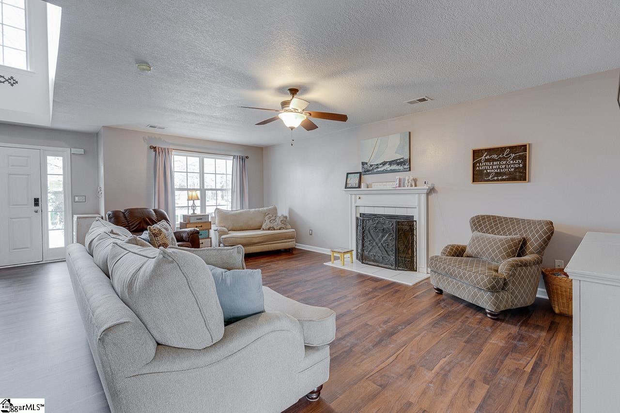 100 Hartman Road Greer, SC 29651 - Photo 8 of 36