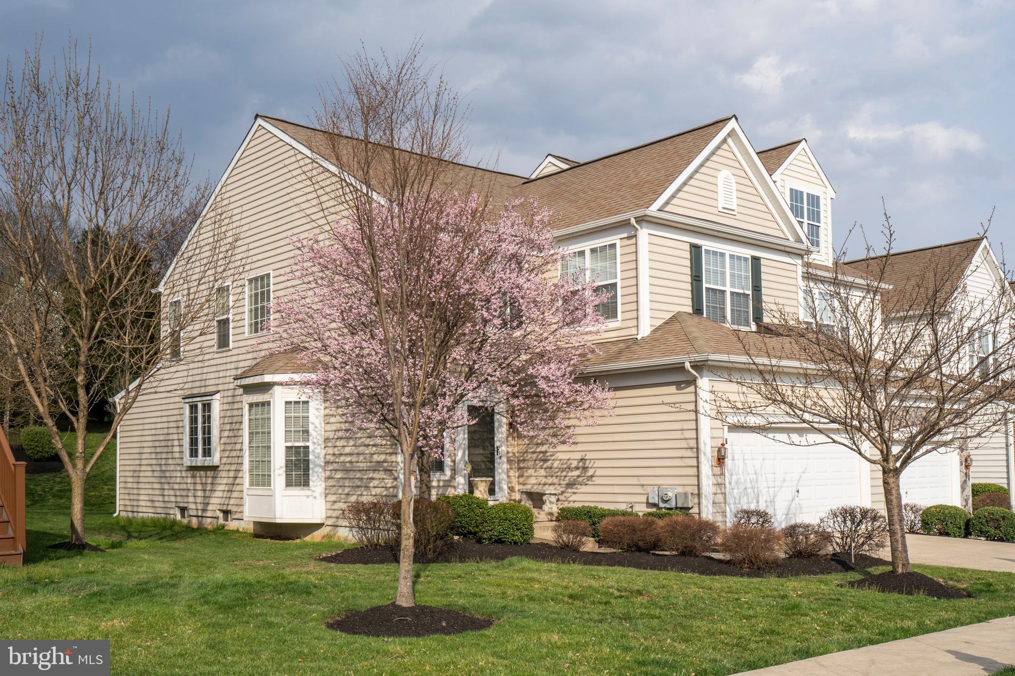 7 Unity Way Phoenixville, PA 19460 - Photo 3 of 40