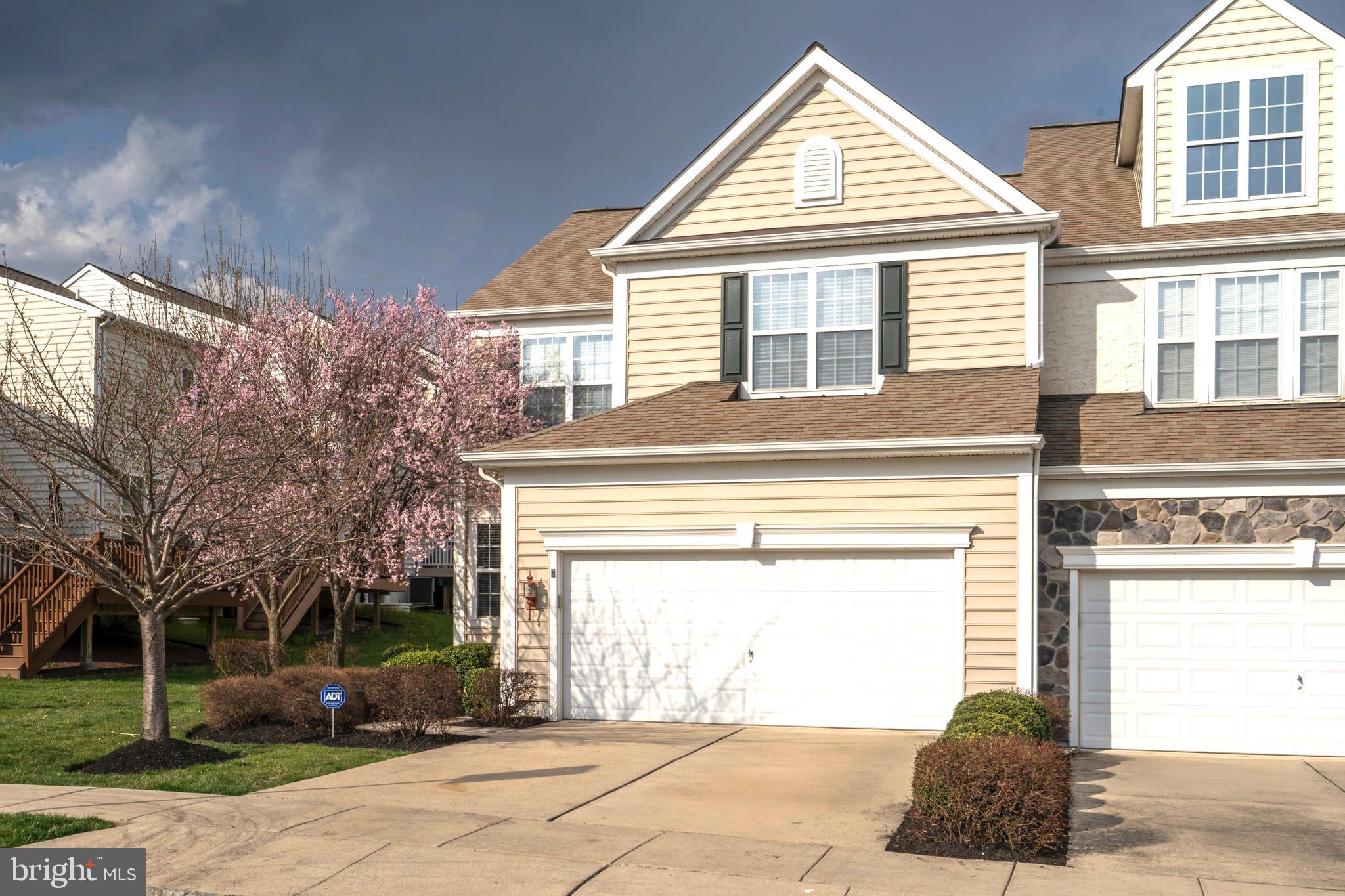 7 Unity Way Phoenixville, PA 19460 - Photo 4 of 40