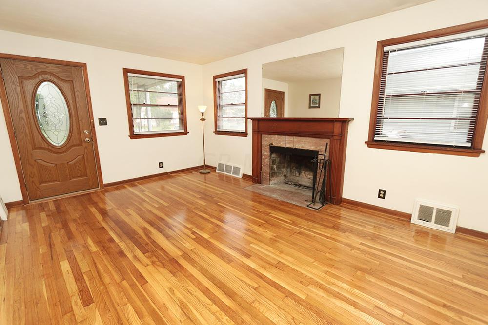 3359 Maize Road Columbus, OH 43224 - Photo 3 of 22 Gallery Image 3