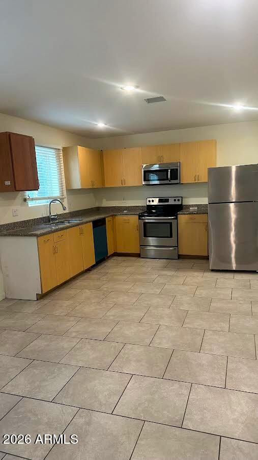 2828 East Chipman Road Phoenix, AZ 85040 - Photo 26 of 26 apt4