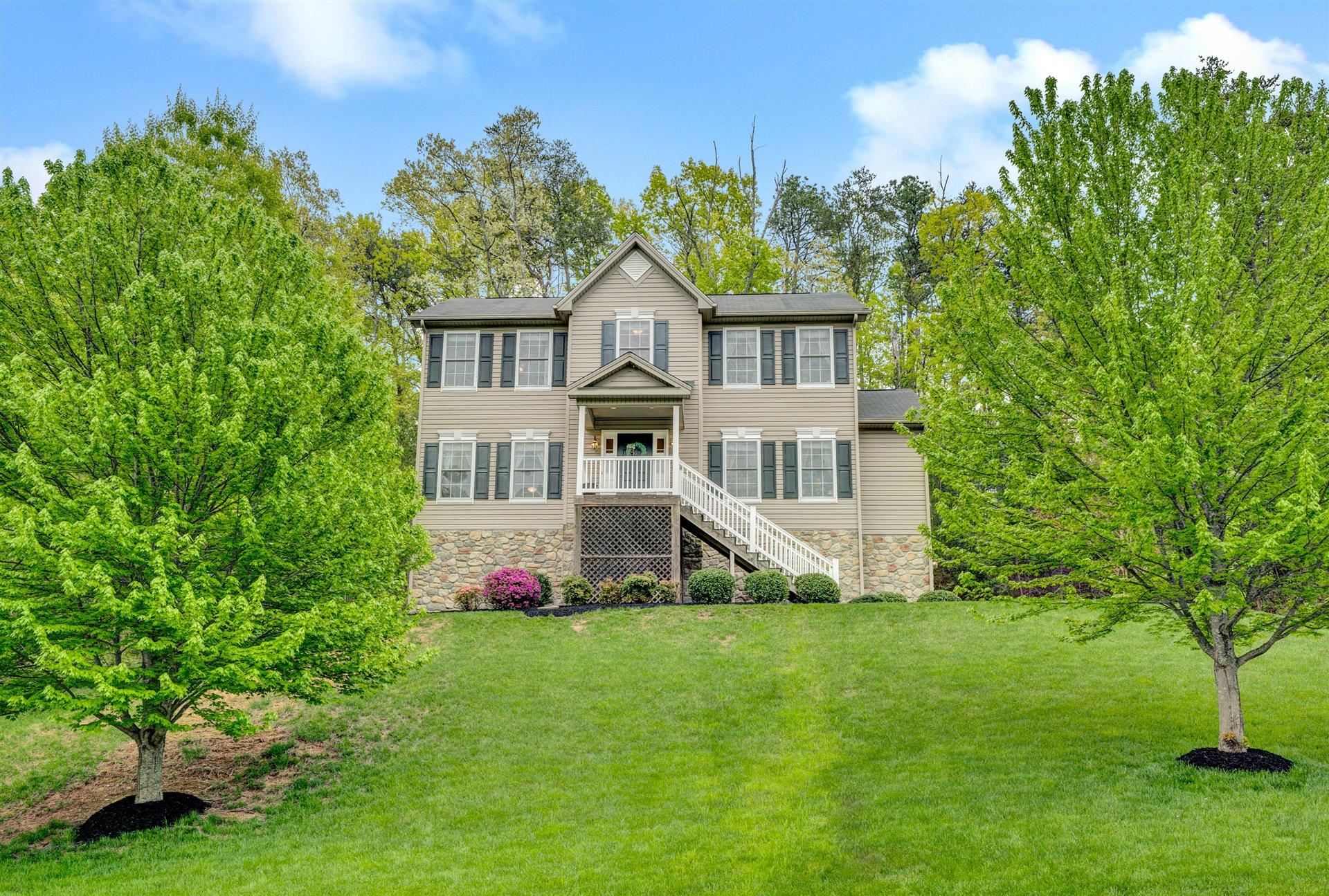 1394 Fieldgate Road Salem, VA 24153 - Photo 1 of 44 01-DSC00004