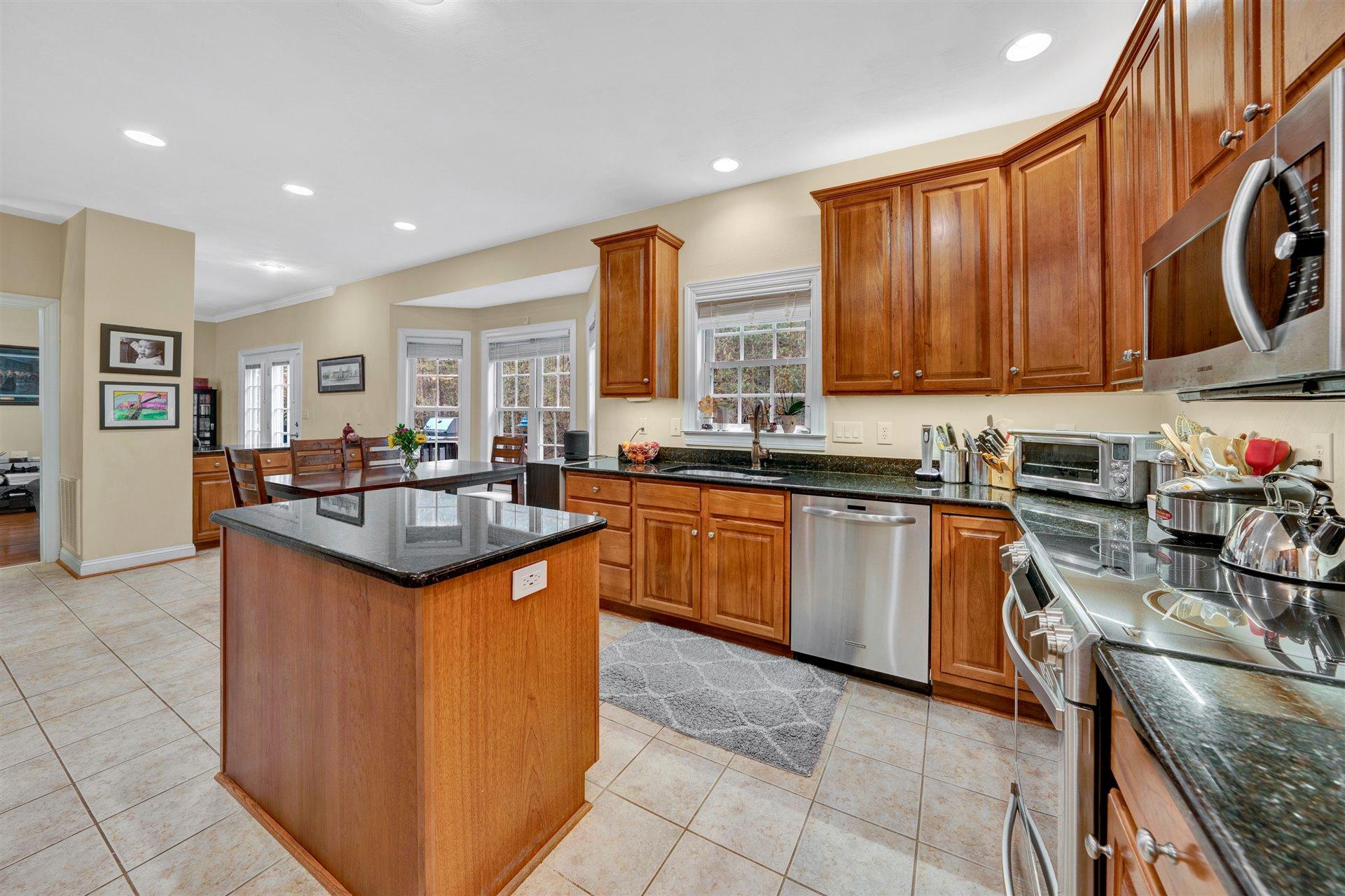 1394 Fieldgate Road Salem, VA 24153 - Photo 22 of 44 22-DSC00061
