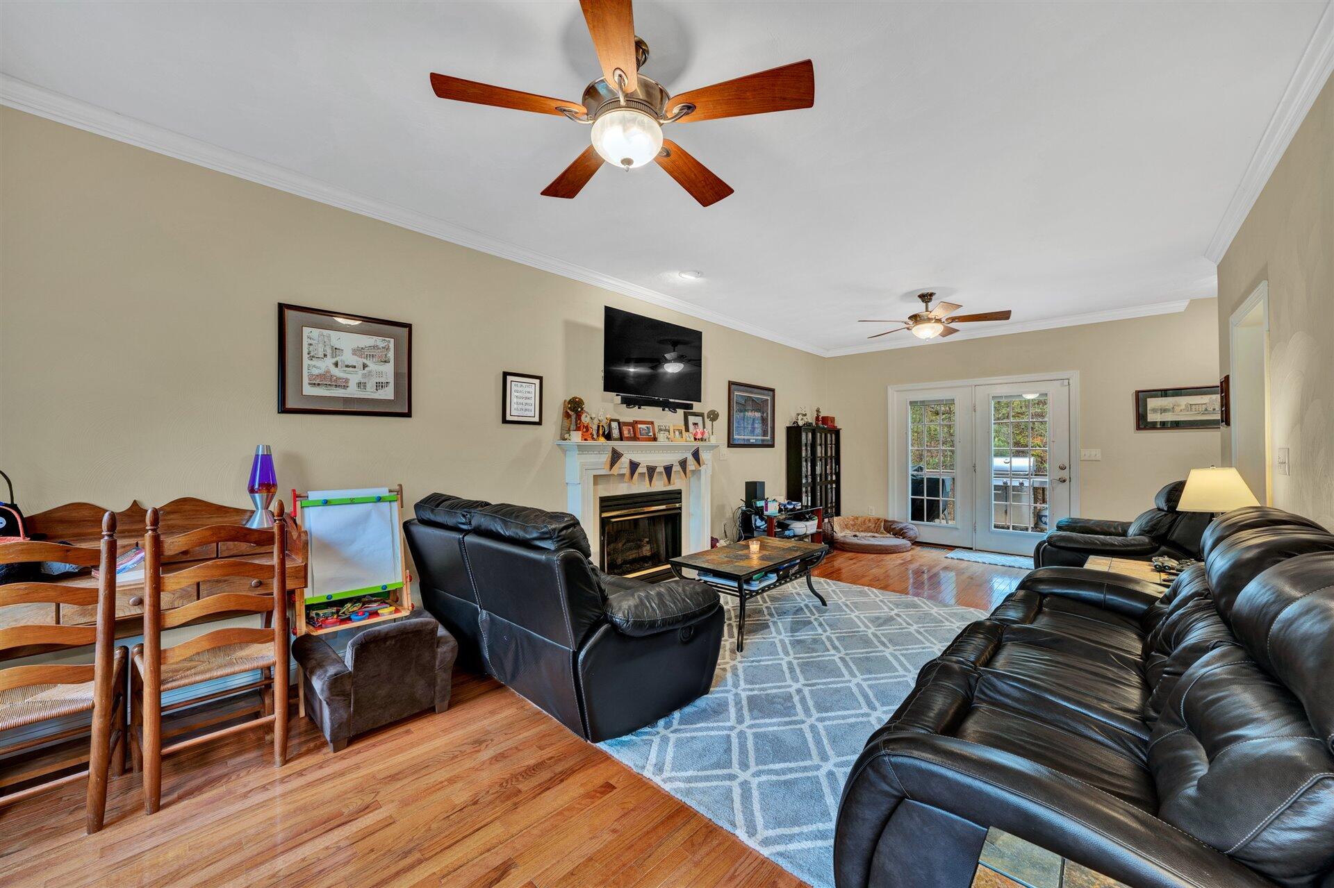 1394 Fieldgate Road Salem, VA 24153 - Photo 10 of 44 10-DSC00025