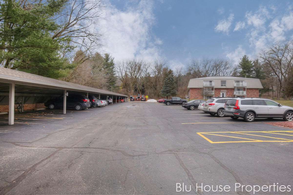 6714 Cascade Road Southeast, Unit C12 Grand Rapids, MI 49546 - Photo 24 of 24
