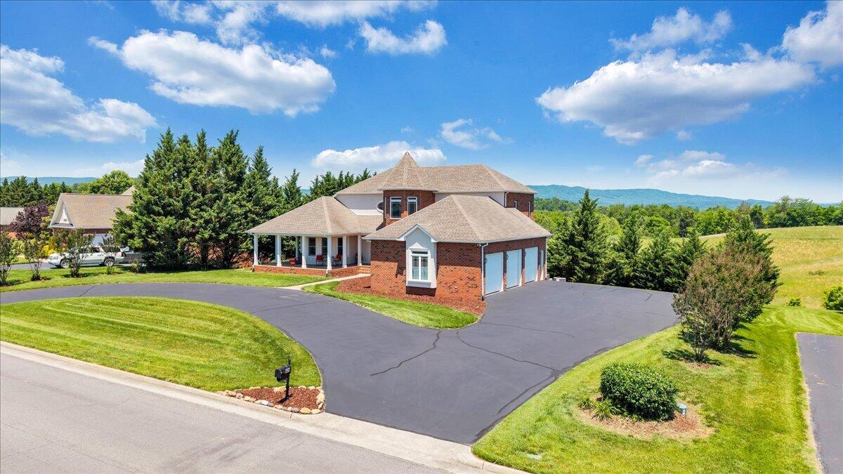 625 Frontier Way Fincastle, VA 24090 - Photo 104 of 105 104-DJI_20260529123012_0329_D