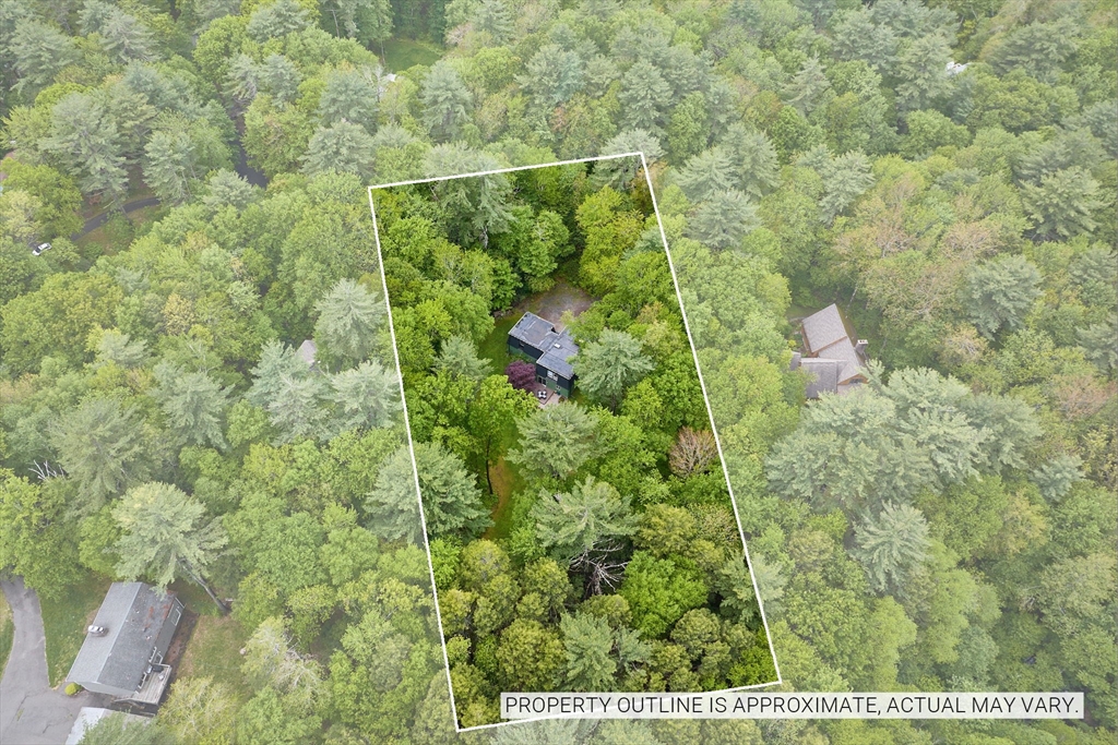 88 High Point Drive Amherst, MA 01002 - Photo 32 of 35 a view of a yard