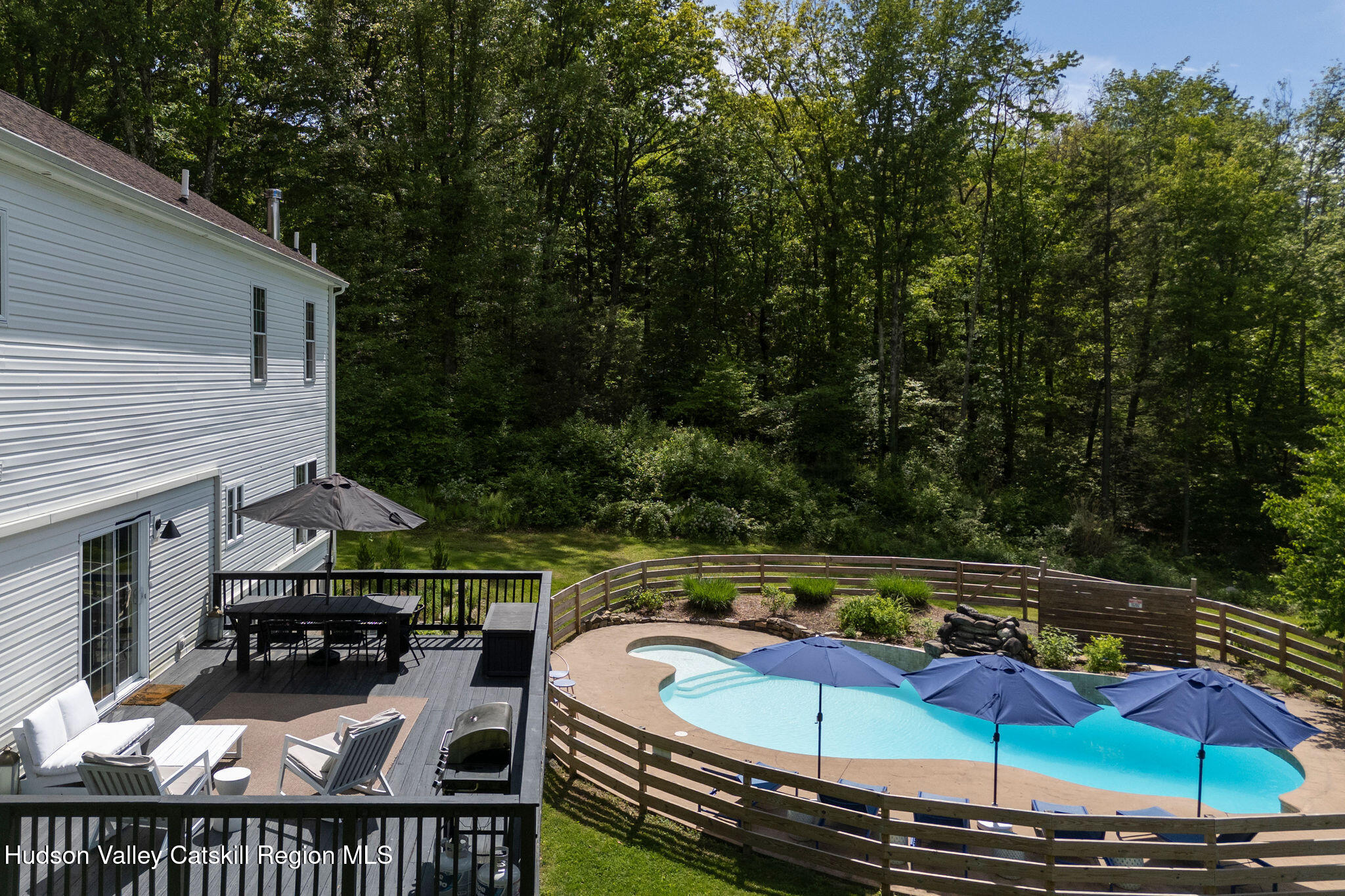 31 Laurel Hollow Road Kerhonkson, NY 12446 - Photo 35 of 47 a view of balcony with furniture