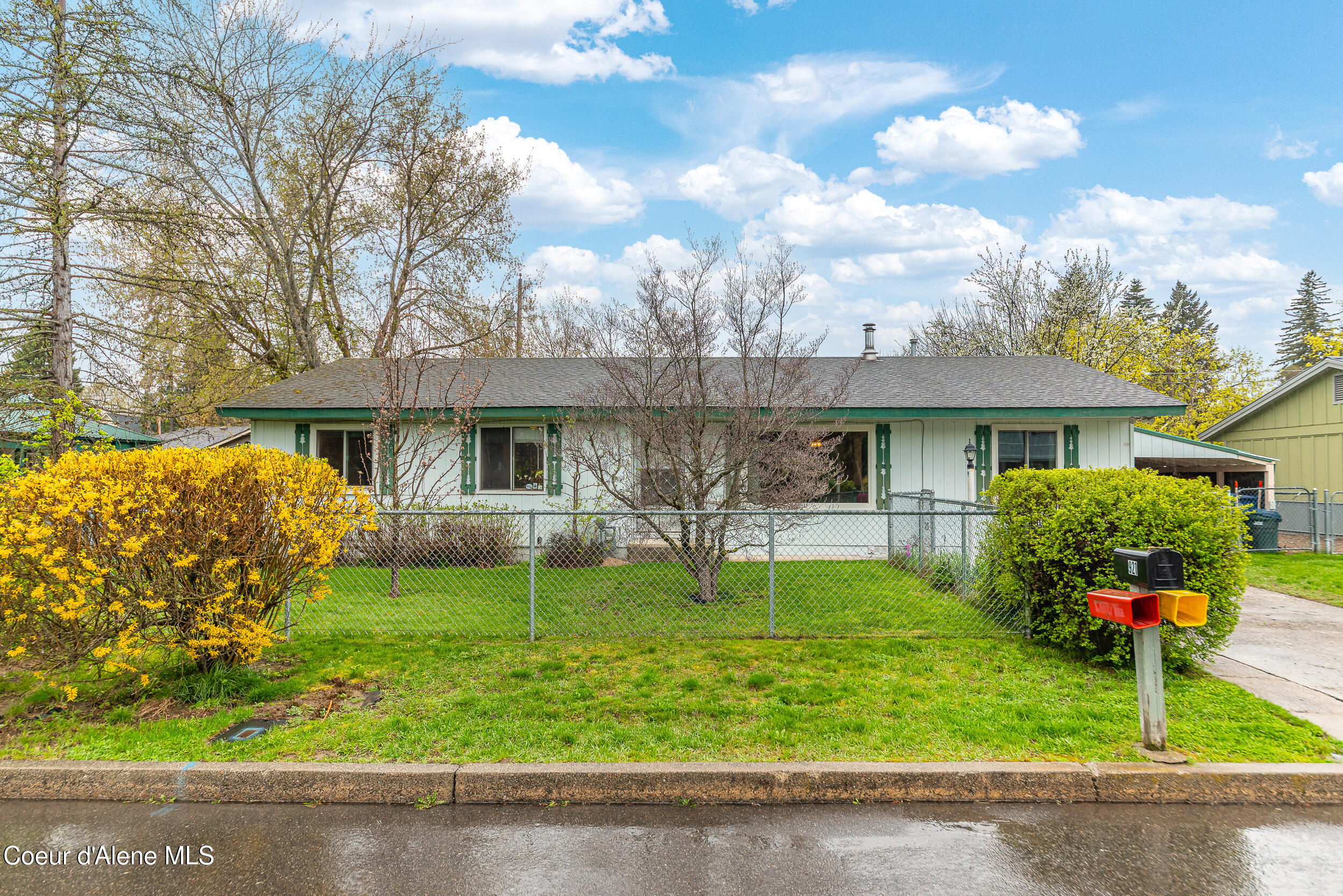 921 Ruth Avenue Sandpoint, ID 83864 - Photo 3 of 44 03-921 N Ruth Ave 03