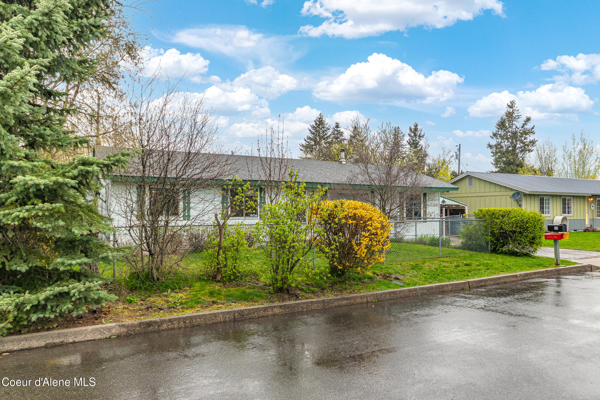 921 Ruth Avenue Sandpoint, ID 83864 - Photo 6 of 44 05-921 N Ruth Ave 05