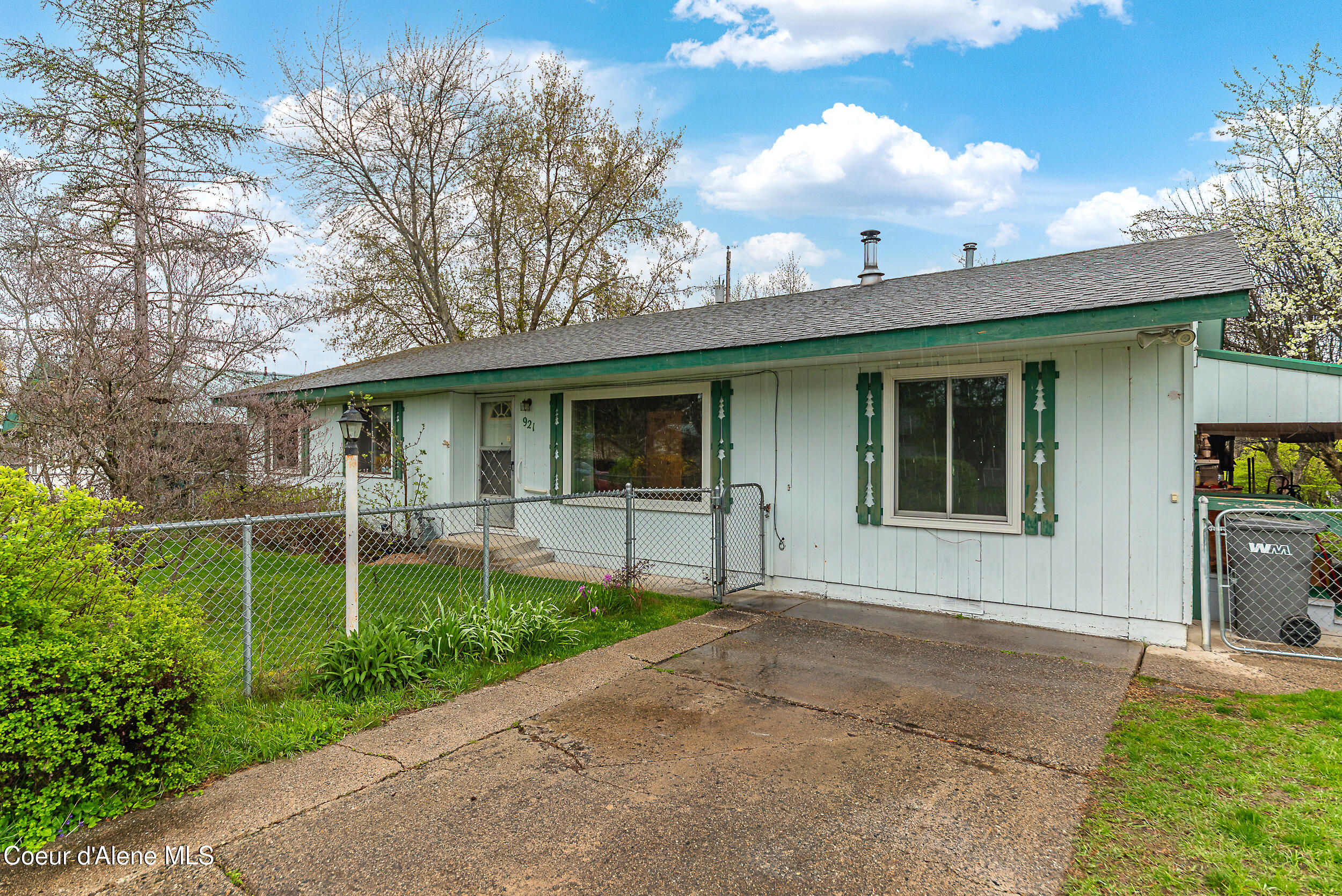 921 Ruth Avenue Sandpoint, ID 83864 - Photo 7 of 44 09-921 N Ruth Ave 09
