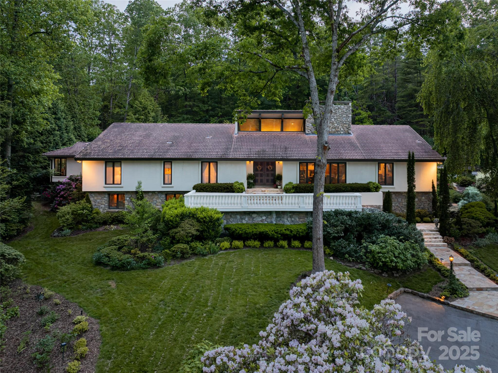 69 Forest Road Asheville, NC 28803 - Photo 1 of 48