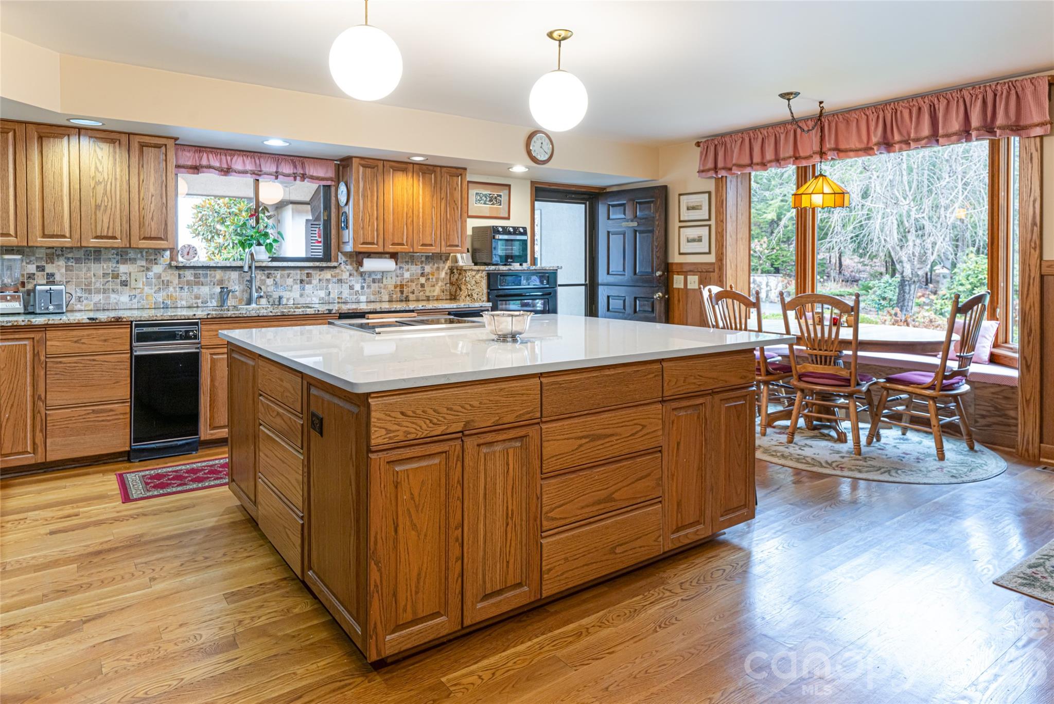 69 Forest Road Asheville, NC 28803 - Photo 15 of 48