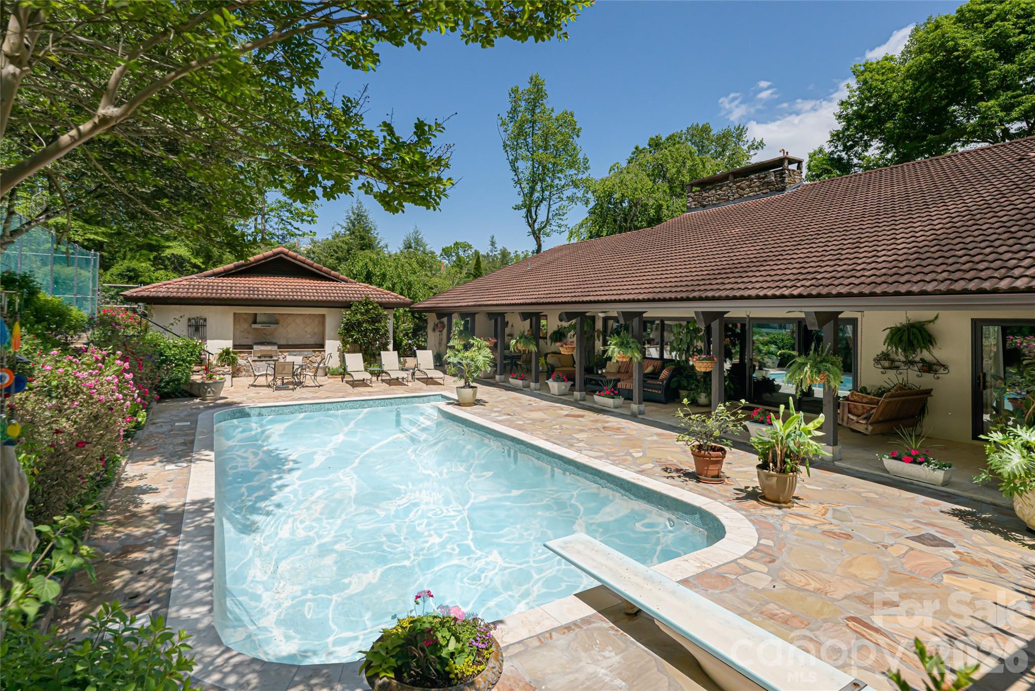 69 Forest Road Asheville, NC 28803 - Photo 3 of 48