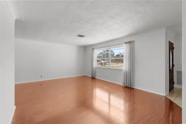 $3,500 | 13565 86th Avenue North, Seminole, FL 33776