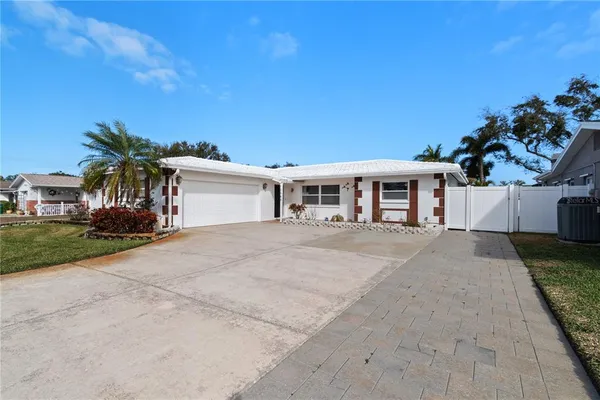 $3,500 | 13565 86th Avenue North, Seminole, FL 33776