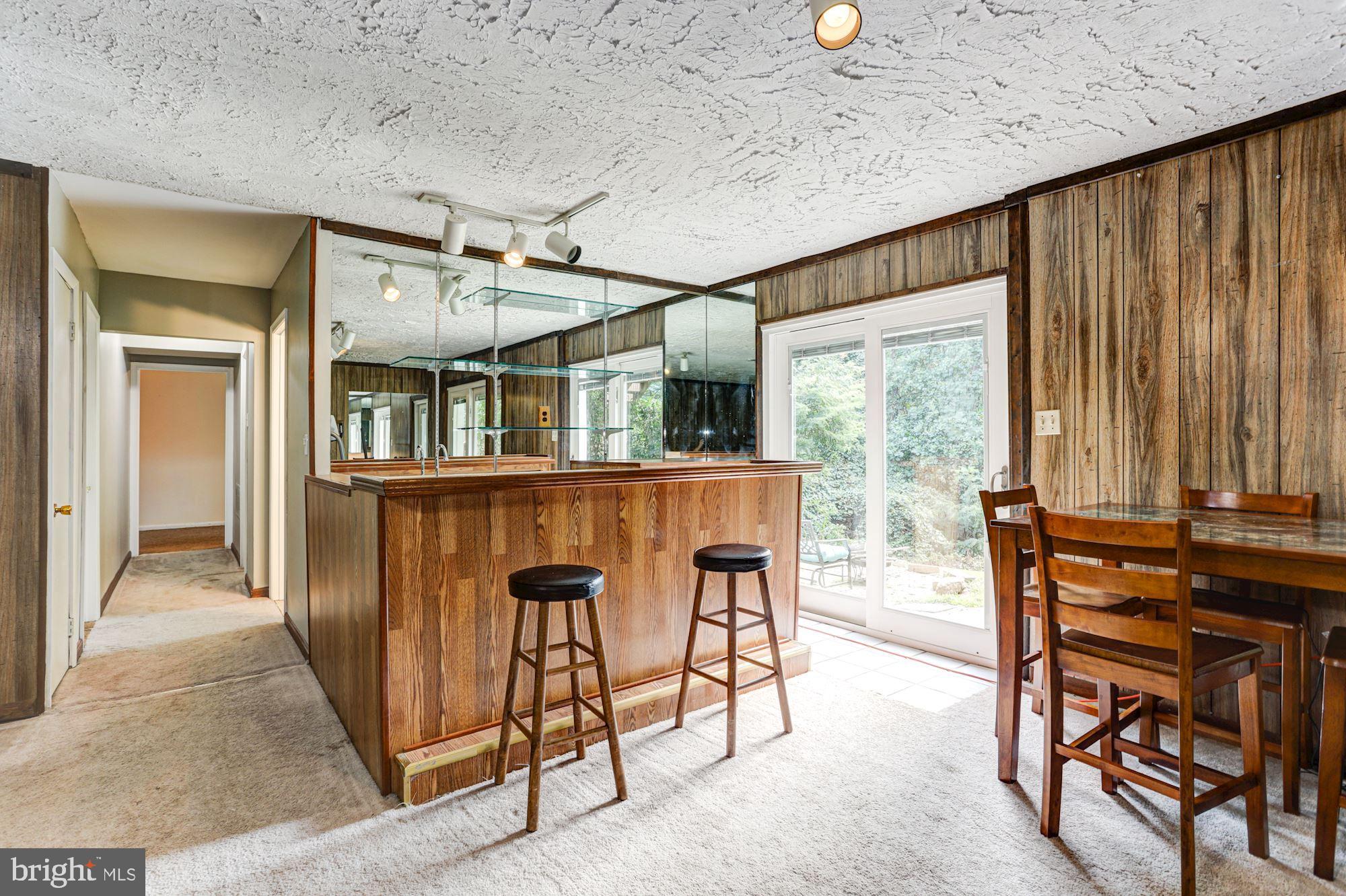 9957 Boyds Turn Road Owings, MD 20736 - Photo 22 of 32 Wet Bar