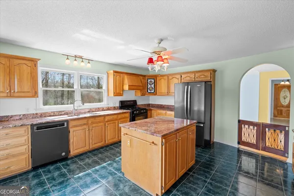 $550,000 | 1789 County Road 16, Roanoke, AL 36274