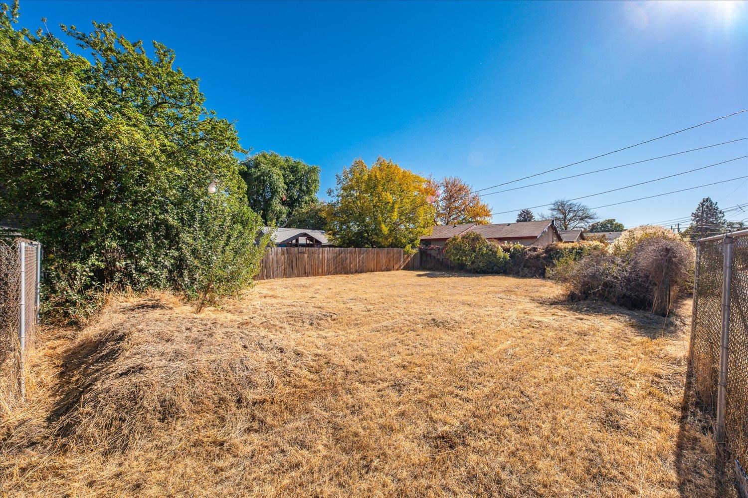 1222 East Marietta Avenue Spokane, WA 99207 - Photo 5 of 39
