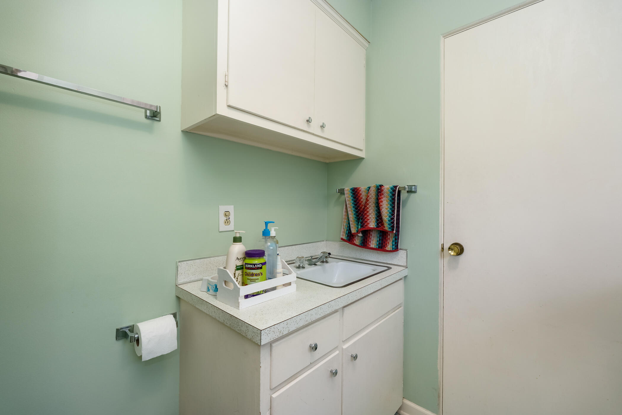 1101 Piccadilly Road Kalamazoo, MI 49006 - Photo 22 of 32 Piccadilly_Rd_1101_Kalamazoo_49006-10
