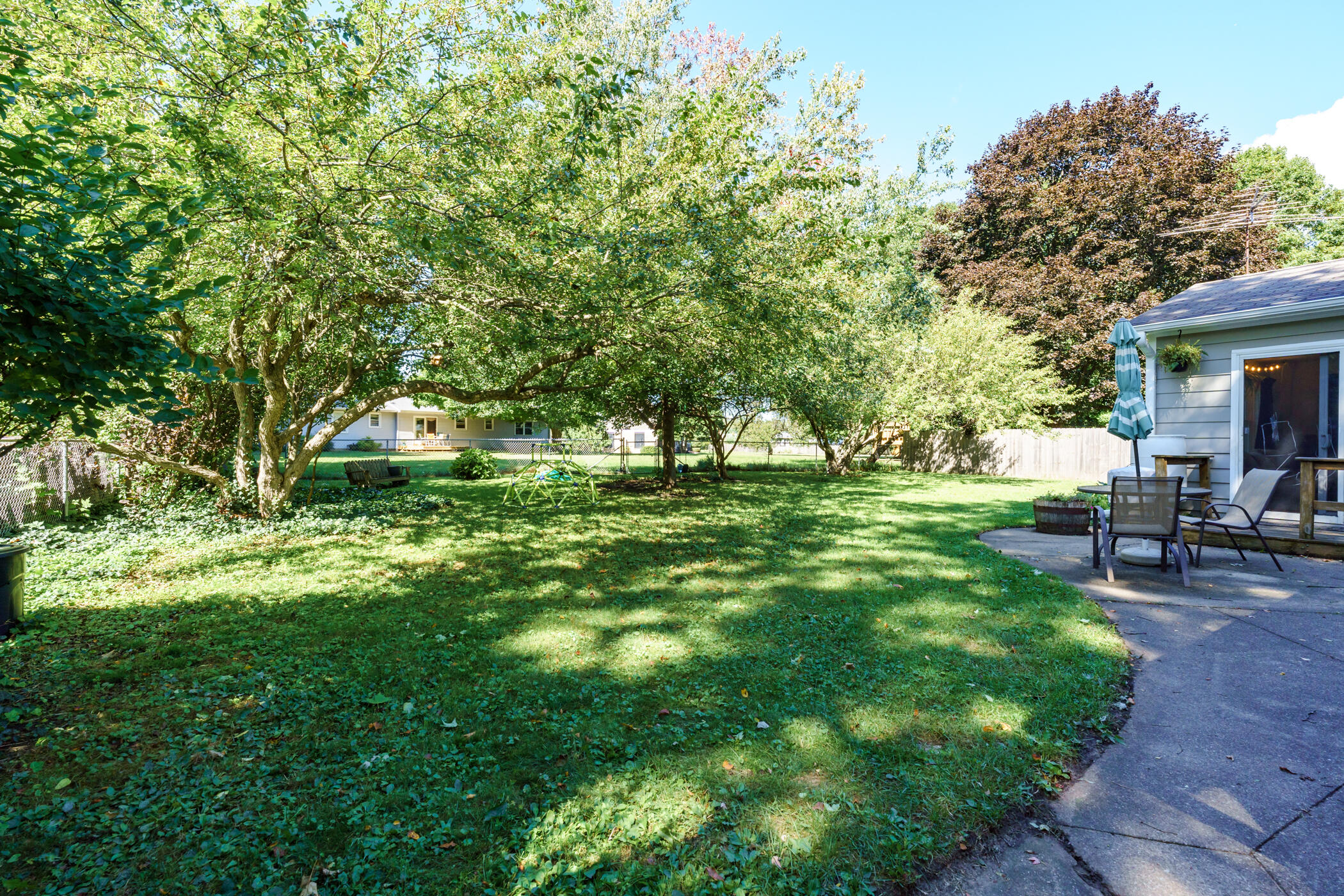 1101 Piccadilly Road Kalamazoo, MI 49006 - Photo 29 of 32 Piccadilly_Rd_1101_Kalamazoo_49006-27