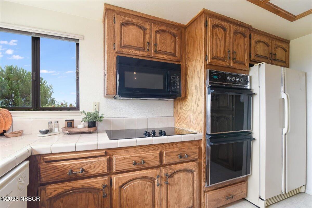 4464 Greenbrier Road Lompoc, CA 93436 - Photo 11 of 42 14-DSC_1291