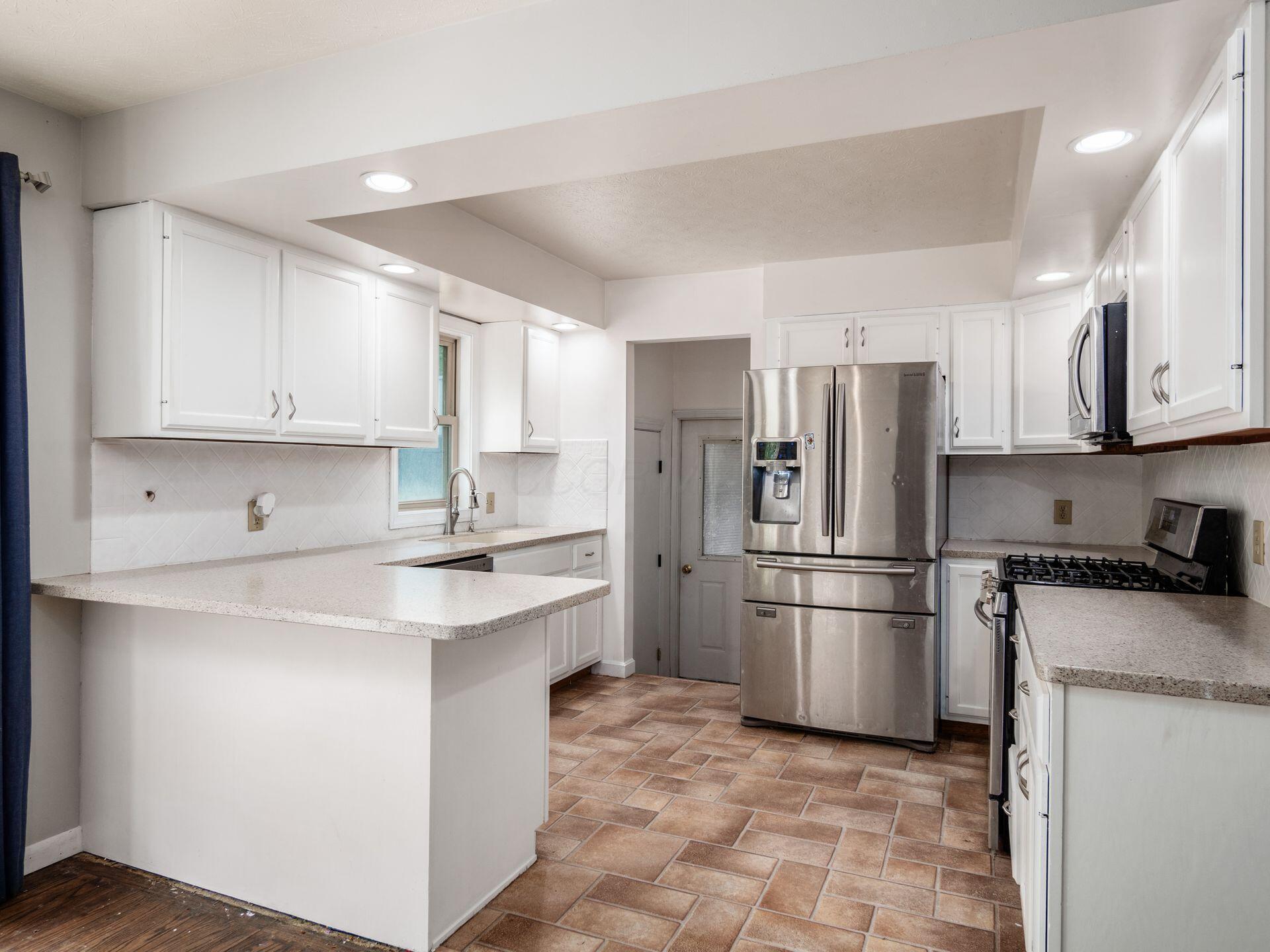 14288 Wooster Road Mount Vernon, OH 43050 - Photo 3 of 45 Kitchen in the rear where the action is