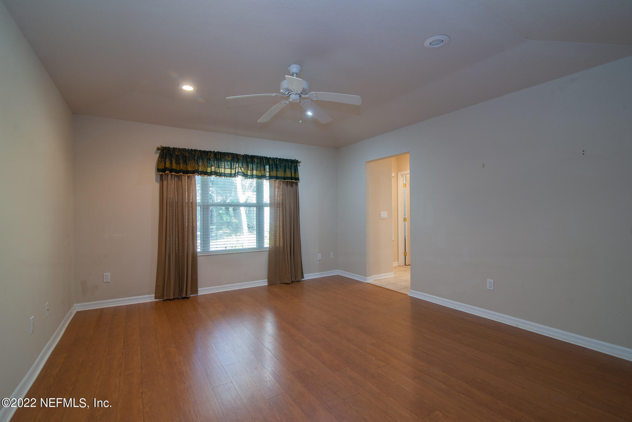4482 North Francis Road St. Augustine, FL 32095 - Photo 27 of 38 Large Master Suite
