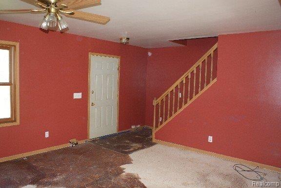12467 Rynn Road Emmett, MI 48022 - Photo 3 of 13 Living room