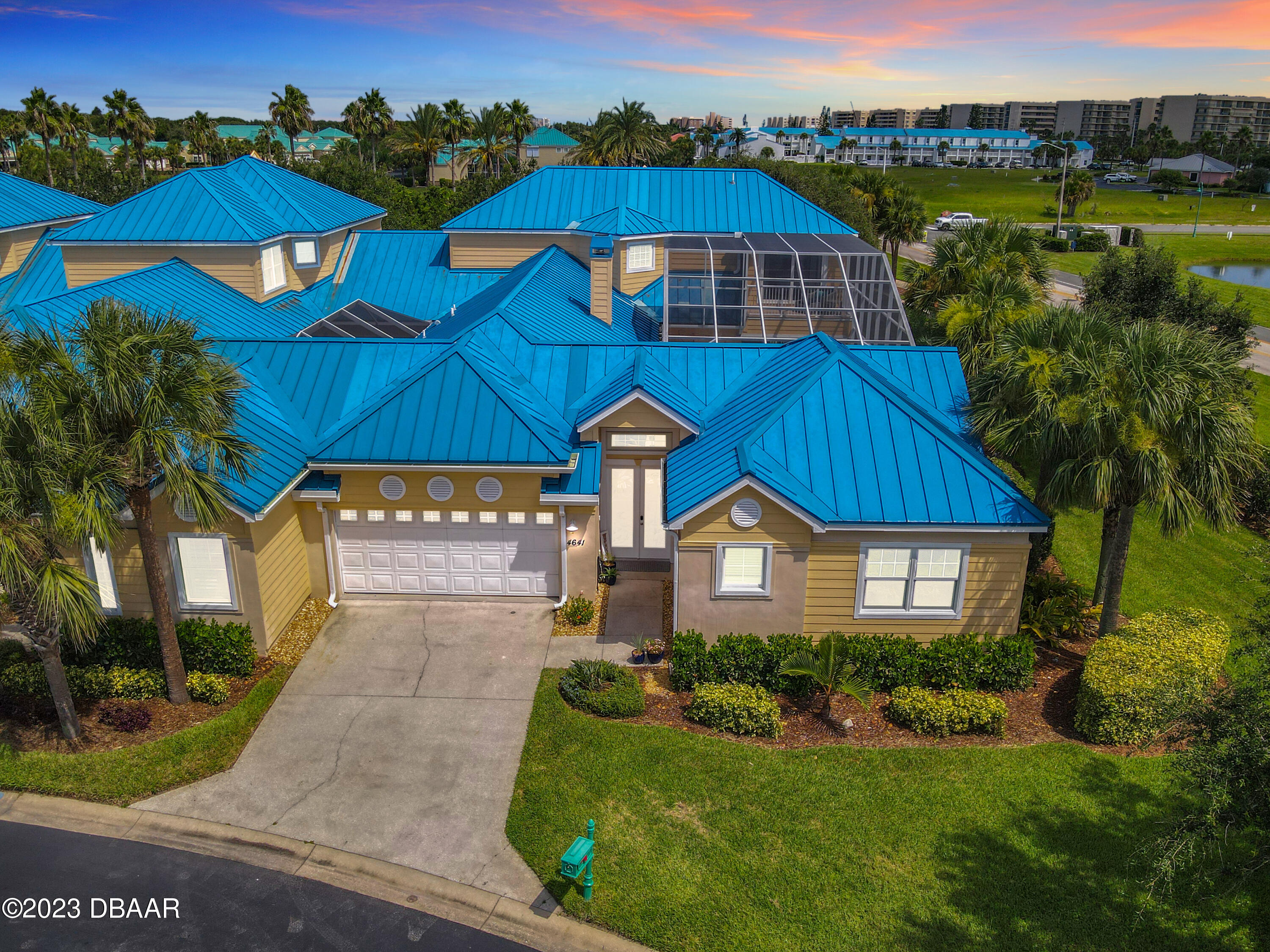4621 Rivers Edge Village Lane, Unit 2 Ponce Inlet, FL 32127 - Photo 7 of 55 -4641 Riverwalk Village Court Twilight P